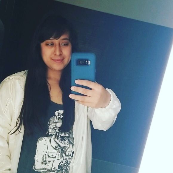 Meet your Posher, Blanca - Picture 1 of 1